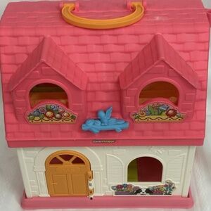 Vintage 2015 Fisher Price Little People Doll House